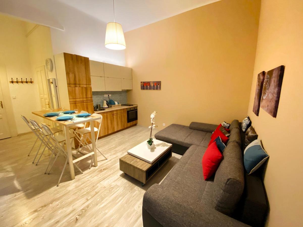 Budapest Center Cozy Akacfa Bagian luar foto