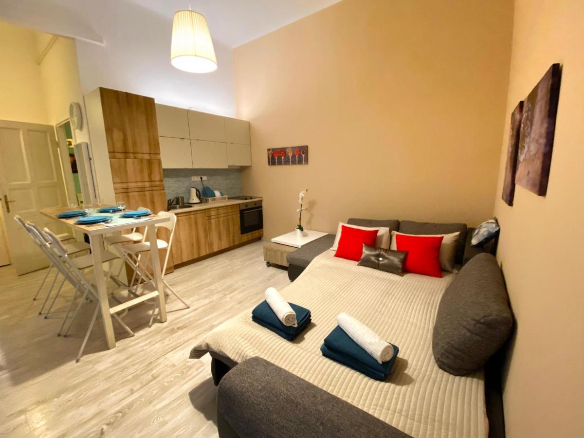 Budapest Center Cozy Akacfa Bagian luar foto