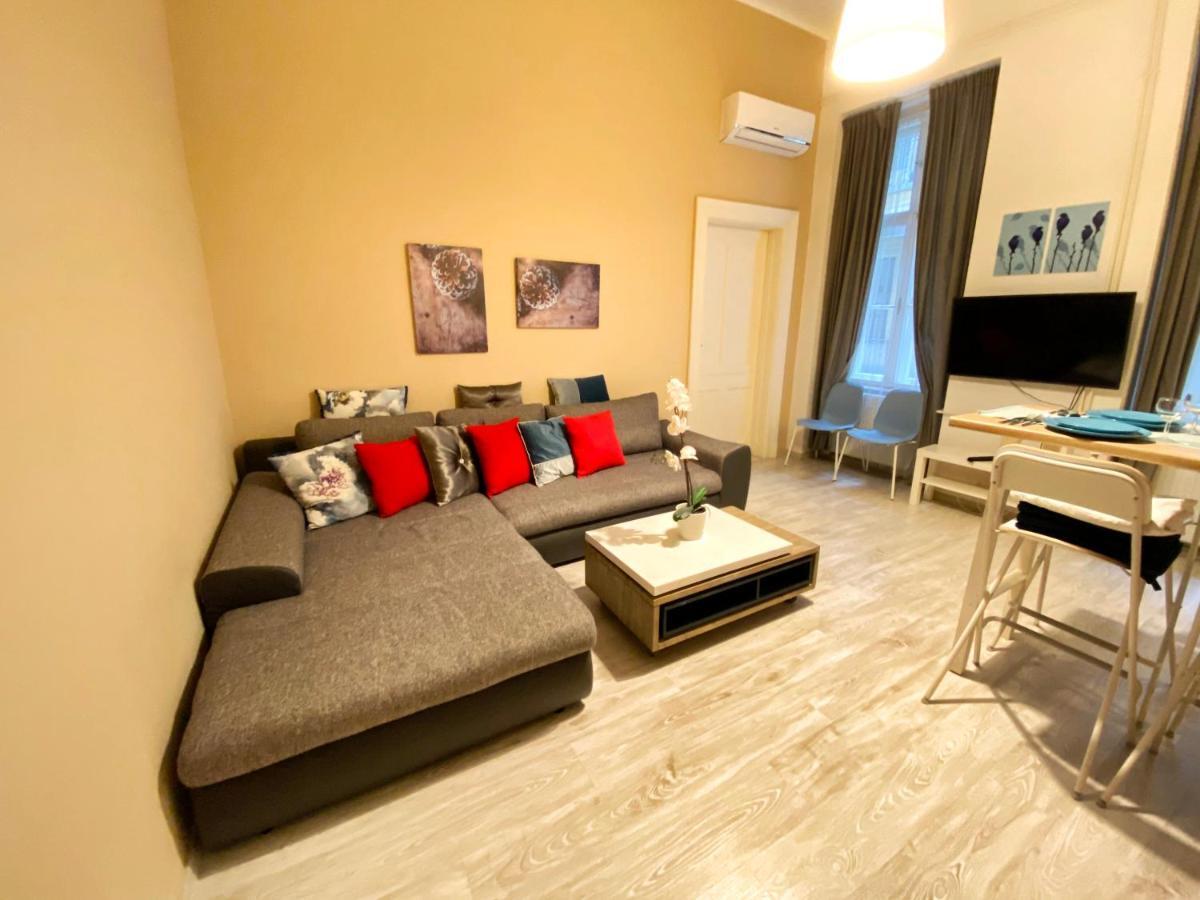 Budapest Center Cozy Akacfa Bagian luar foto