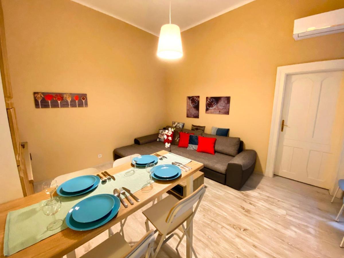Budapest Center Cozy Akacfa Bagian luar foto