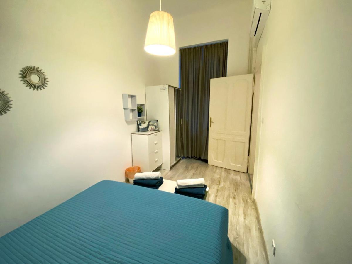 Budapest Center Cozy Akacfa Bagian luar foto